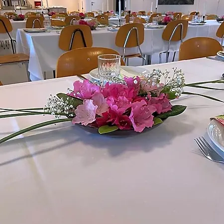 Hostel Moldefjord *